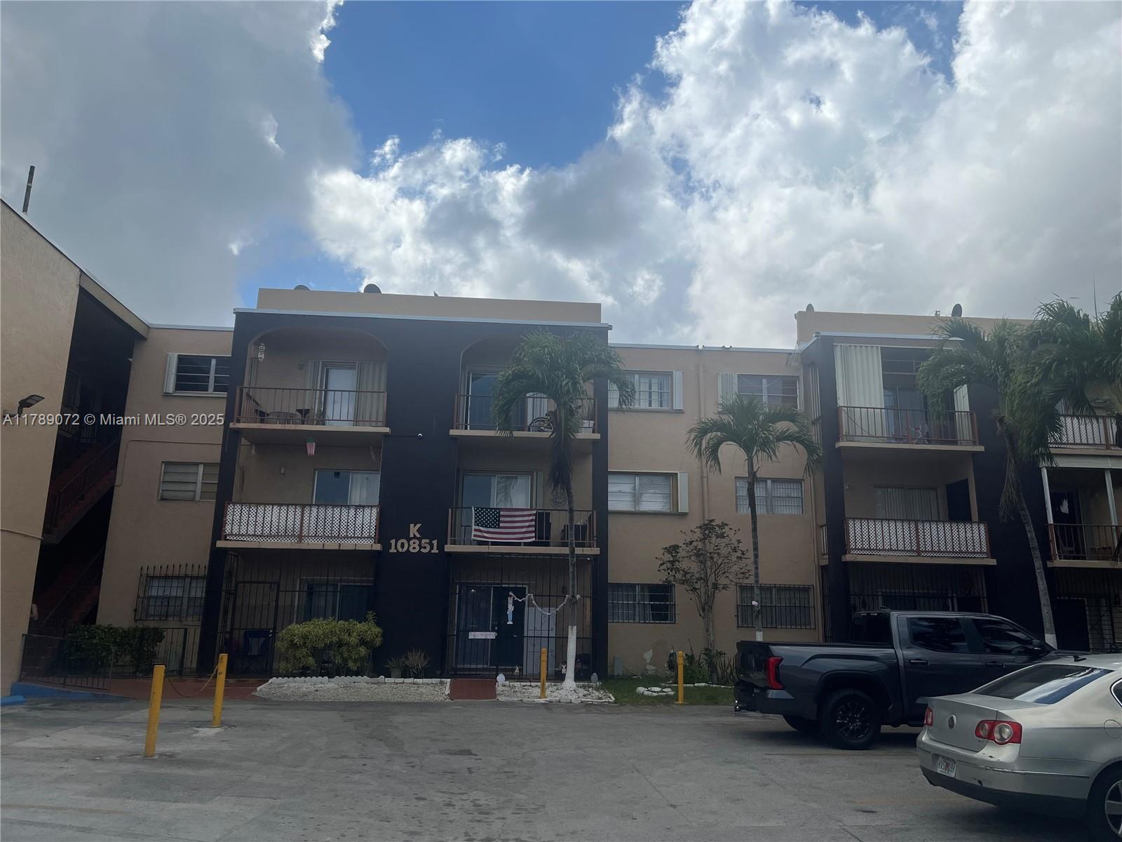 Picture of 10851 SW 2Nd St # K304, Sweetwater, FL 33174