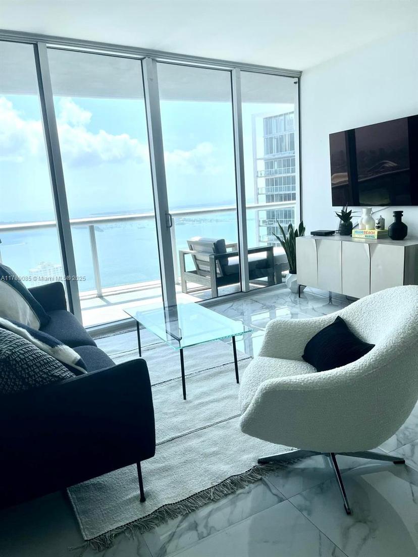 Picture of 465 Brickell Ave # 5505, Miami FL 33131