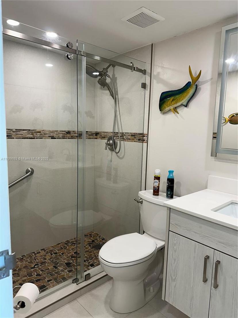 Picture of 19201 Collins Ave # 1147, Sunny Isles Beach FL 33160