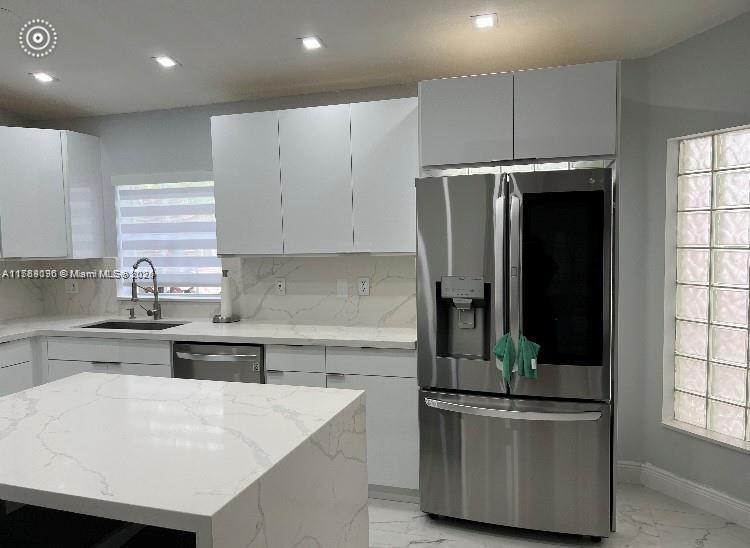 Picture of 111 NW 108Th Ave, Pembroke Pines FL 33026