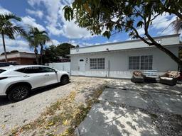 Picture of 791 E 18Th St, Hialeah, FL 33013