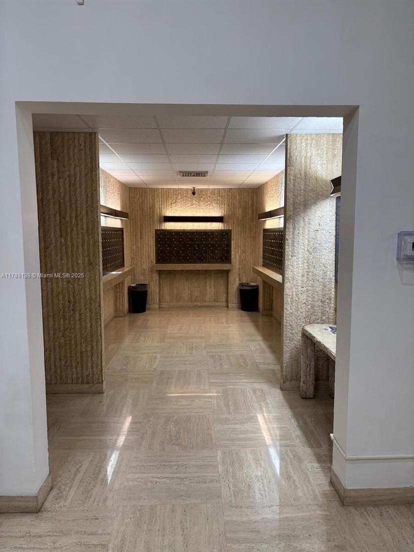 Picture of 500 Three Islands Blvd # 313, Hallandale Beach FL 33009