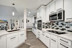 Picture of 16101 Emerald Estates Dr # 342, Weston, FL 33331