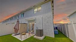 Picture of 1061 NW 4Th Ter, Florida City, FL 33034