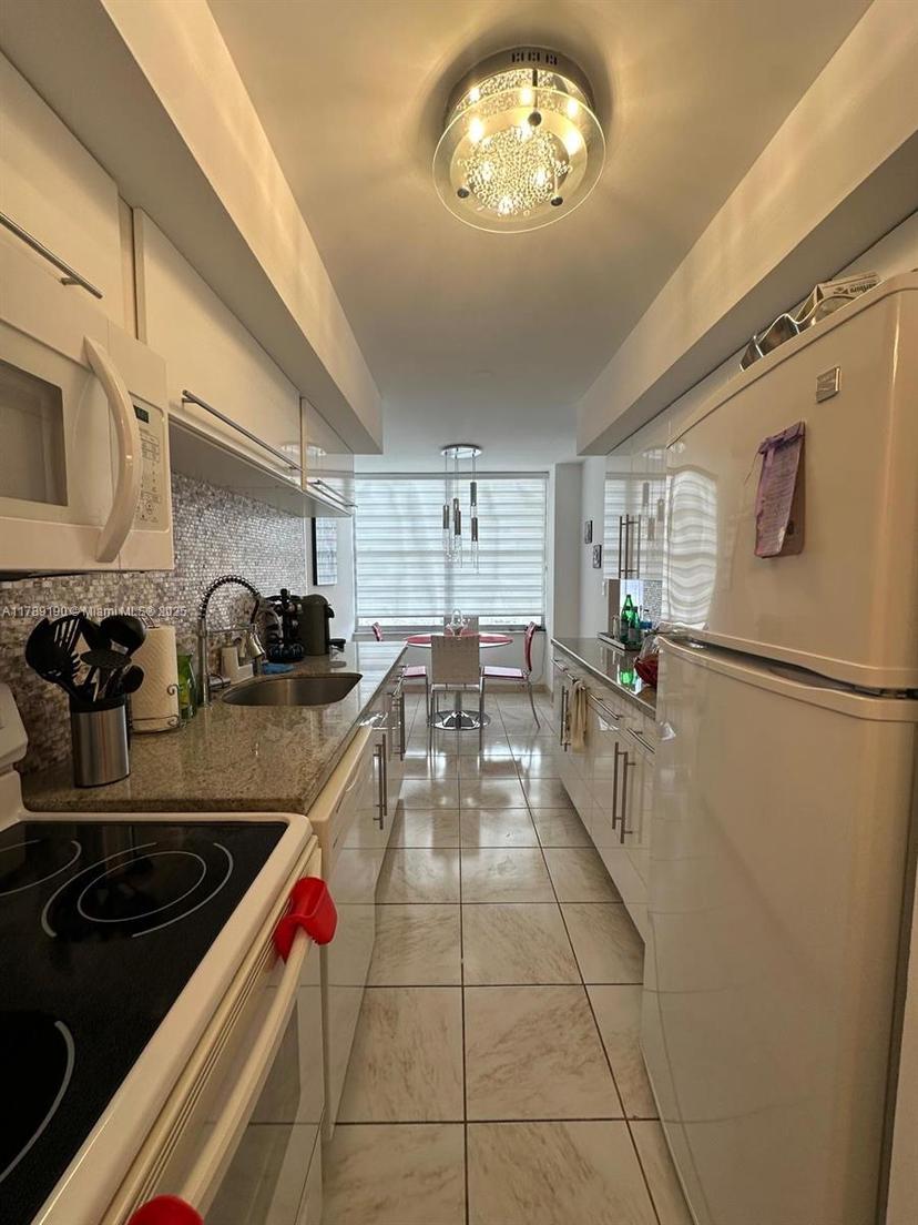 Picture of 231 174Th St # 920, Sunny Isles Beach FL 33160