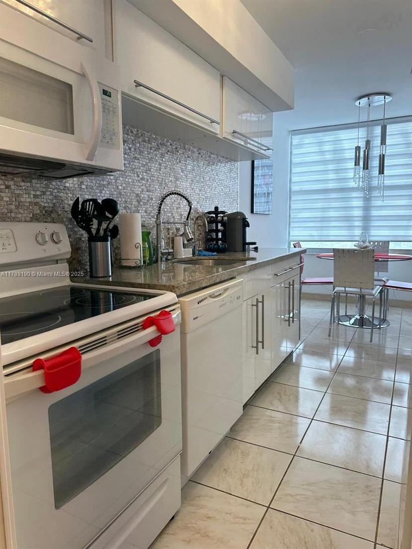 Picture of 231 174Th St # 920, Sunny Isles Beach FL 33160