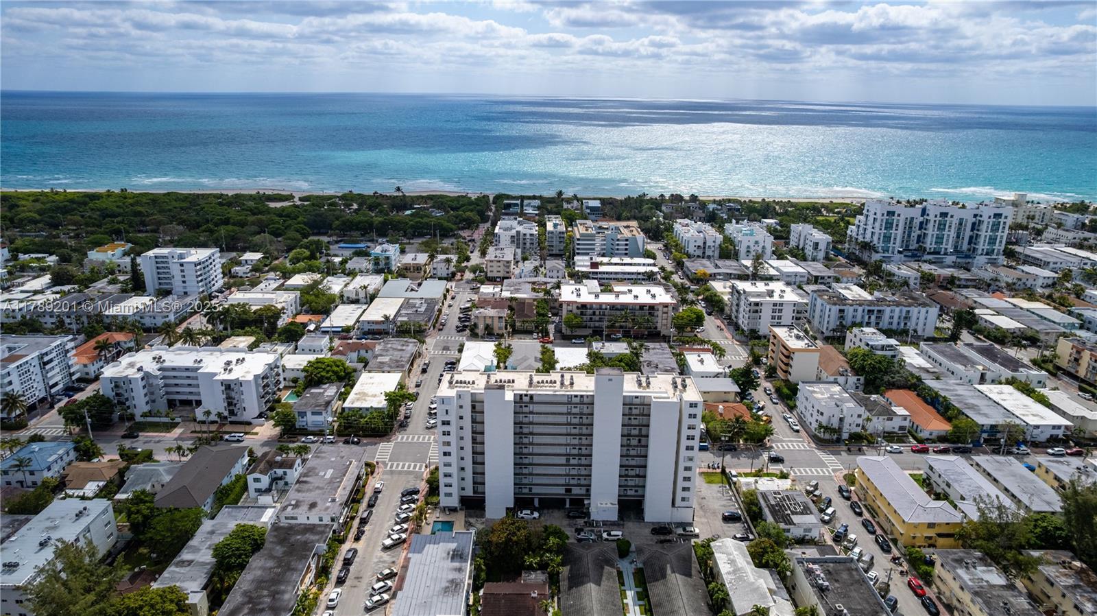 Picture of 7850 Byron Ave # 207, Miami Beach, FL 33141