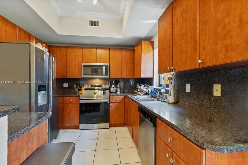 Picture of 21937 SW 88Th Path, Cutler Bay FL 33190