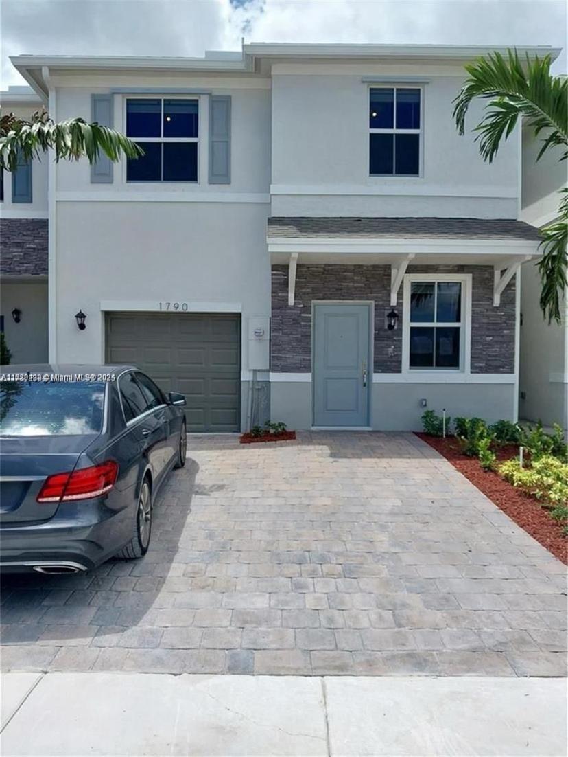 Picture of 1790 SE 7Th Ter, Homestead FL 33034
