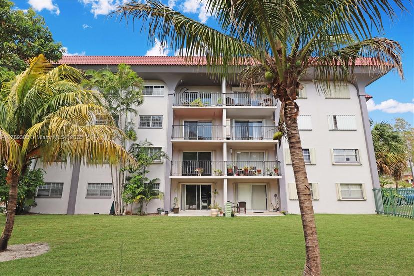 Picture of 8101 SW 72Nd Ave # 304W, Miami FL 33143