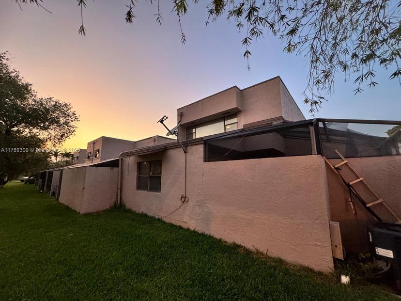 Picture of 12306 NW 13Th Ct # 12306, Pembroke Pines FL 33026