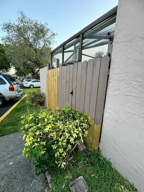 Picture of 12306 NW 13Th Ct # 12306, Pembroke Pines FL 33026