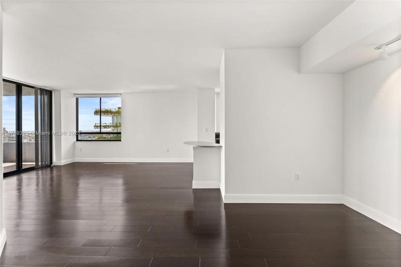 Picture of 1330 West Ave # 1614, Miami Beach FL 33139