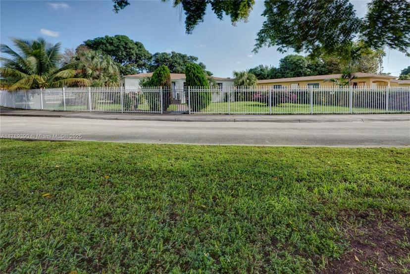 Picture of 4975 NW 15Th Ct, Miami FL 33142
