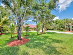 Picture of 2710 Walkers Way, Weston, FL 33331