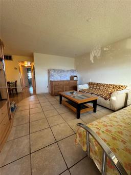 Picture of 115 NE 202Nd Ter # M24, Miami Gardens, FL 33179