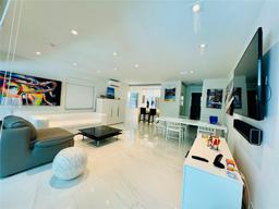 Picture of 195 SW Sunrise Dr # 4, Key Biscayne, FL 33149