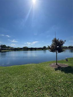 Picture of 1053 NW 107Th Ave, Pembroke Pines, FL 33026
