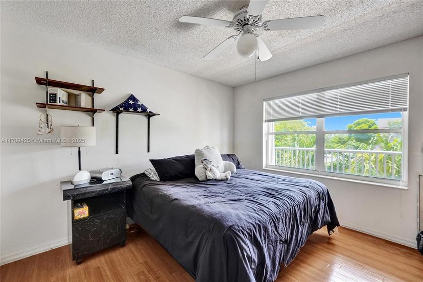 Picture of 10217 NW 24Th Place # 308, Sunrise FL 33322