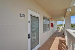 Picture of 456 E Grantham E # 456, Deerfield Beach, FL 33442