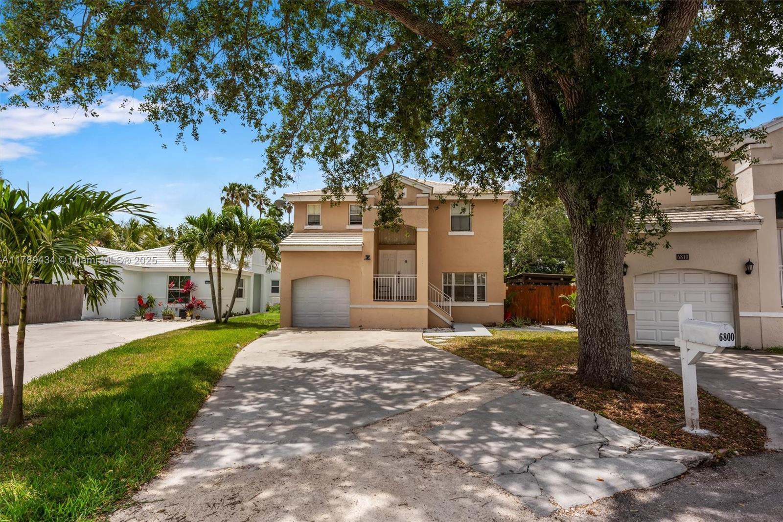 Picture of 6800 Bayfront Cir, Margate, FL 33063