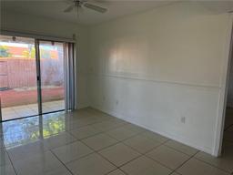 Picture of 15400 SW 81St Cir Ln # 1011, Miami, FL 33193