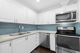 Picture of 6359 Bay Club Dr # 3, Fort Lauderdale, FL 33308