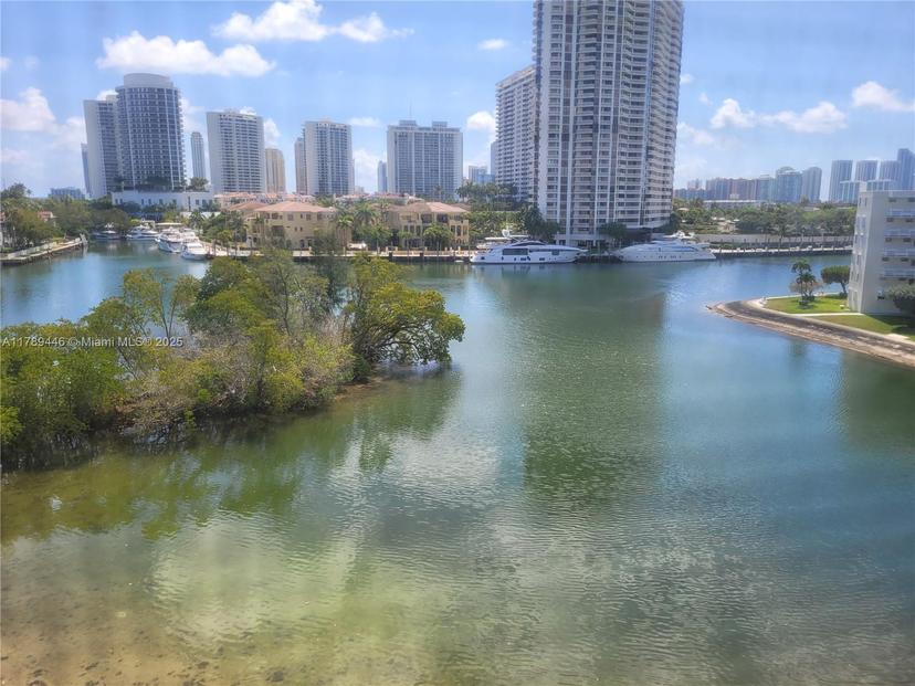 Picture of 2930 Point East Dr # E603, Aventura FL 33160
