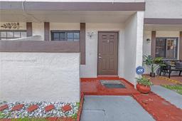 Picture of 13250 SW 58Th Ter # 8, Miami, FL 33183