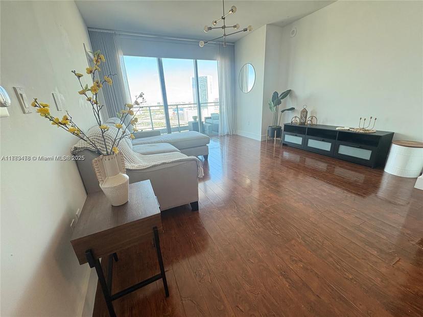 Picture of 90 SW 3Rd St # 2010, Miami FL 33130