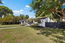 Picture of 1635 Liberty St, Hollywood, FL 33020