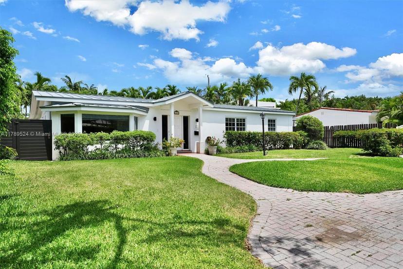 Picture of 255 Ridgewood Rd, Key Biscayne FL 33149