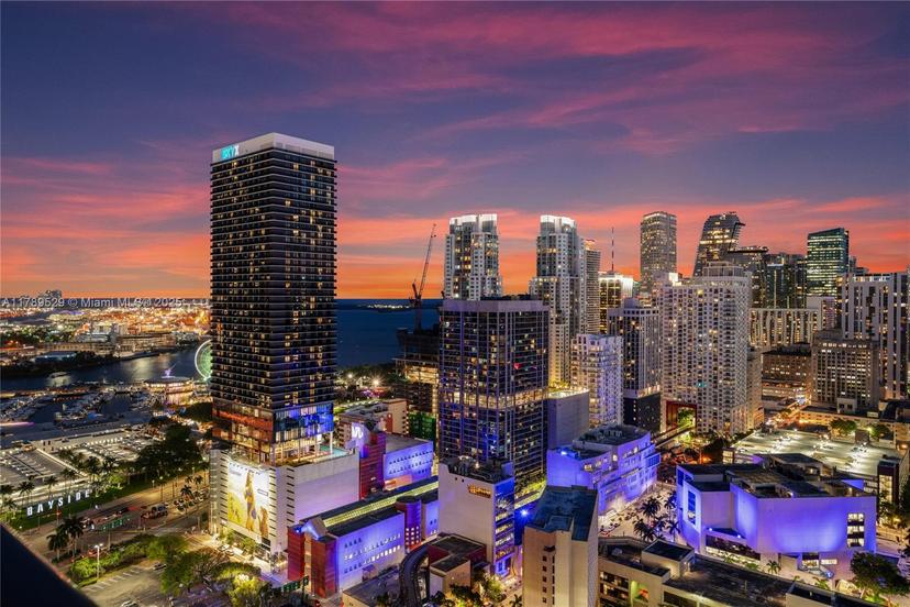 Picture of 159 NE 6Th St # 3105, Miami FL 33132