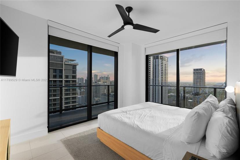 Picture of 159 NE 6Th St # 3105, Miami FL 33132