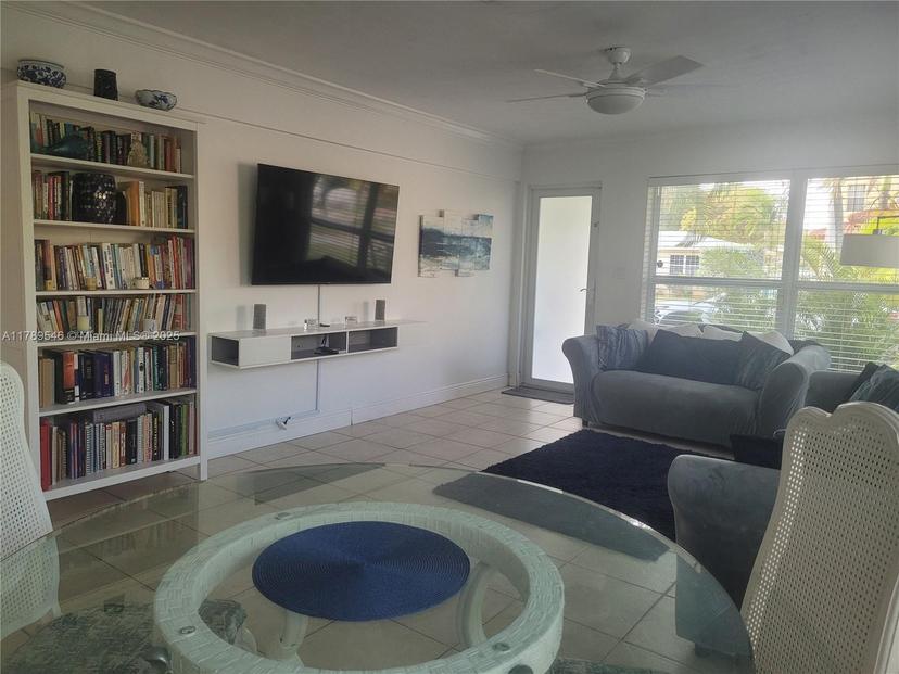 Picture of 1404 NE 2Nd St, Pompano Beach FL 33060