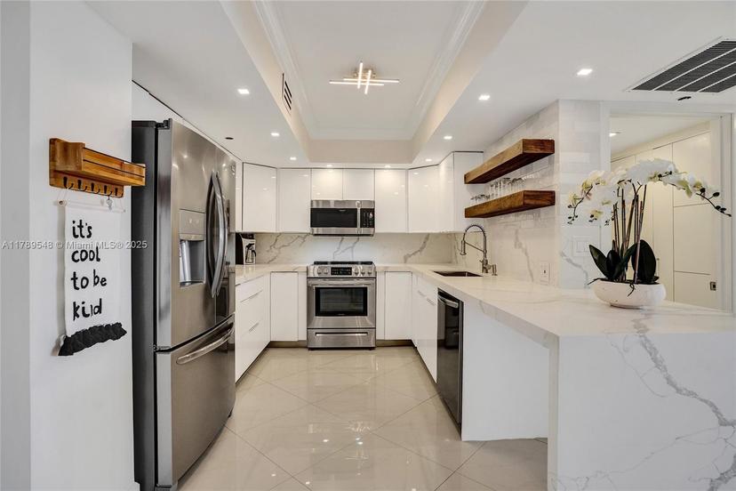 Picture of 19195 NE 36Th Ct # 3008, Aventura FL 33180