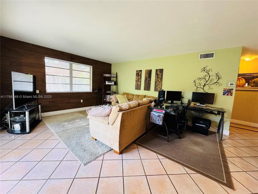 Picture of 9400 SW 77Th Ave # K5, Miami FL 33156