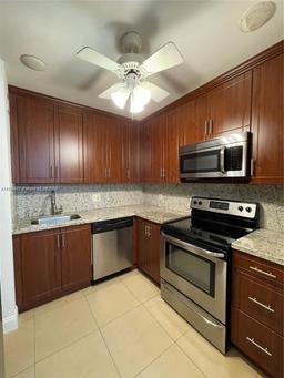 Picture of 7965 SW 86Th St # 124, Miami, FL 33143