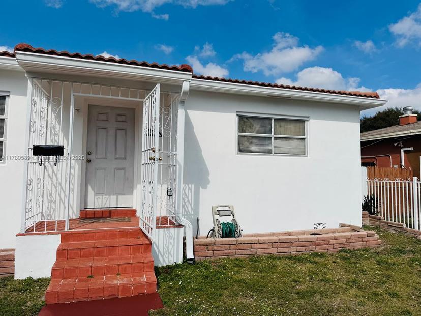 Picture of 585 NW 134Th St, North Miami FL 33169