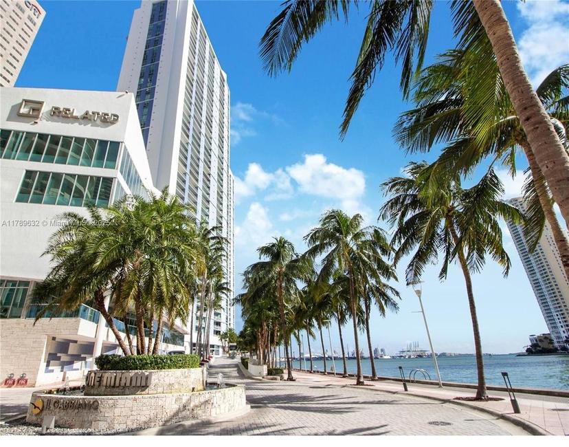 Picture of 335 S Biscayne Blvd # 1904, Miami FL 33131