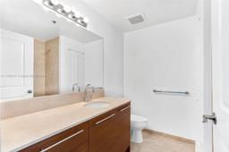 Picture of 2641 N Flamingo Rd # 2608N, Sunrise, FL 33323