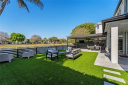 Picture of 14961 SW 17Th Ln, Miami, FL 33185