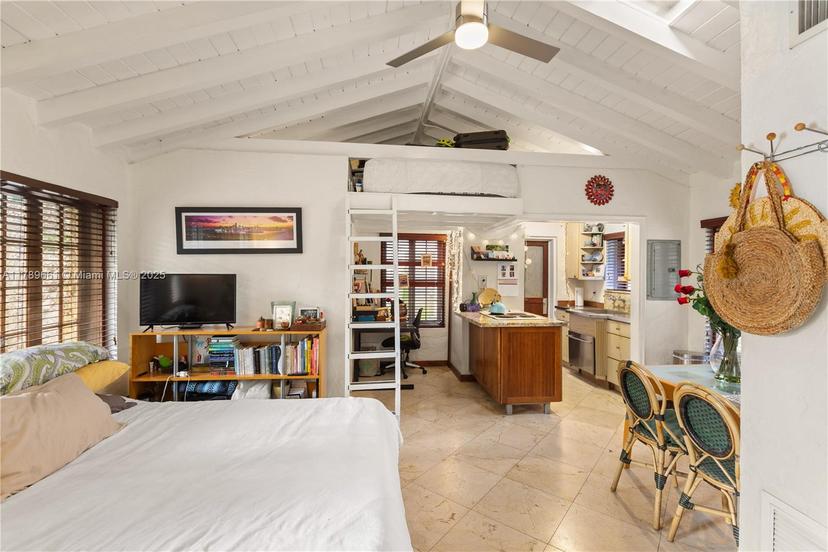 Picture of 1301 Milan Ave Villa # 3, Coral Gables FL 33134