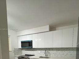 Picture of 3490 Foxcroft Rd # B304, Miramar, FL 33025