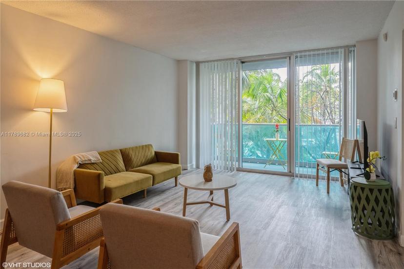 Picture of 4001 S Ocean Dr # 2C, Hollywood FL 33019