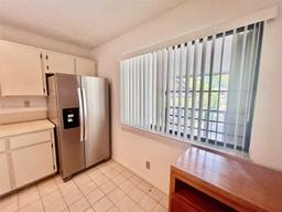 Picture of 156 W Laurel Dr # 1006, Margate, FL 33063