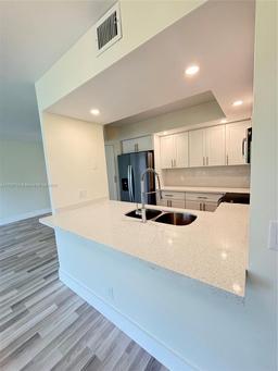 Picture of 100 SW 130Th Ter # 303C, Pembroke Pines, FL 33027