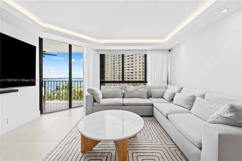 Picture of 520 Brickell Key Dr # A713, Miami FL 33131