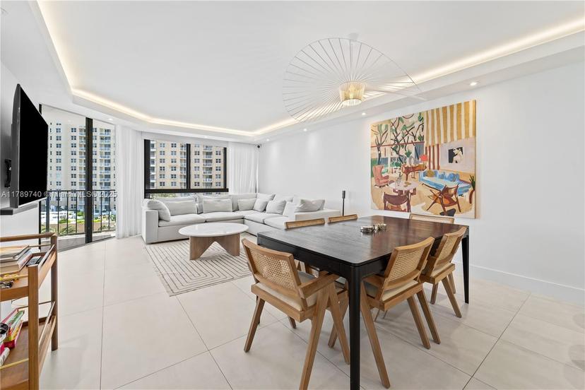 Picture of 520 Brickell Key Dr # A713, Miami FL 33131