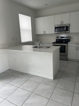 Picture of 28519 SW 134Th Ct, Homestead, FL 33033